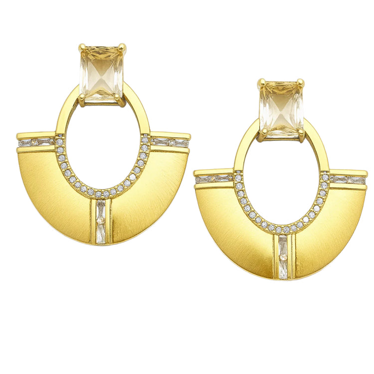 Gold taşlı küpe kadın