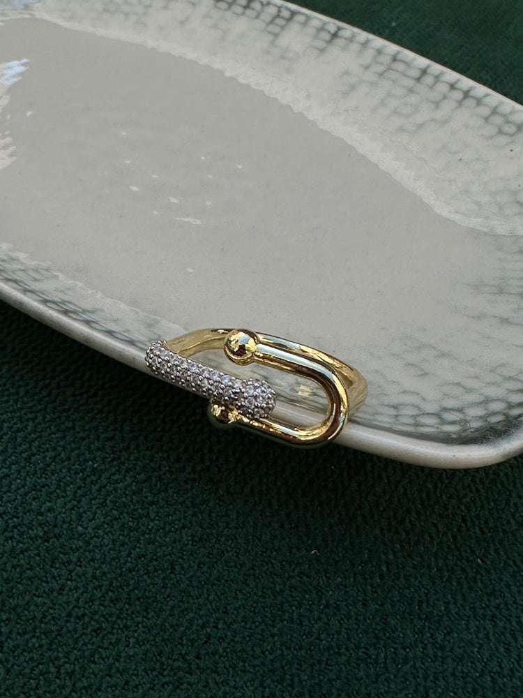 YÜZÜK TİFFANY MODEL ZİRKON TAŞLI YENİ SEZON