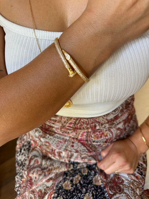 Çivi Model Altın Kaplama Zirkon Taş Süslemeli Gümüş Kelepçe Bilezik